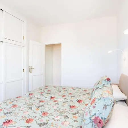 Prime Views Amazing Location *