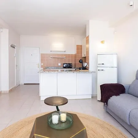 Prime Views Amazing Location Appartement *